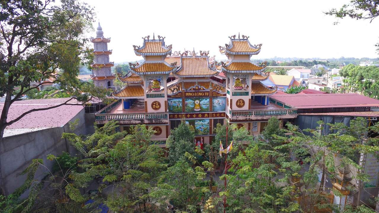 Chùa Hưng Long là một ngôi chùa ở Bình Dương