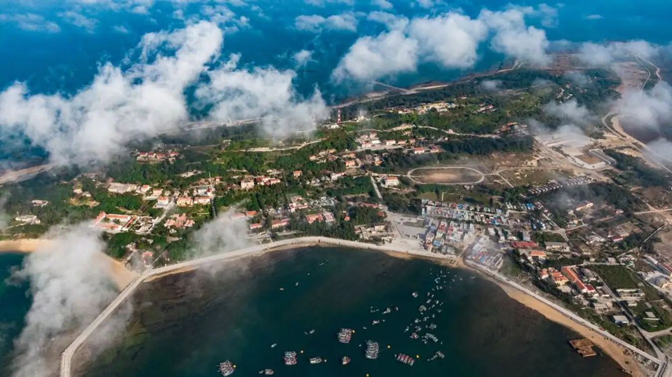 Khám phá vẻ đẹp của đảo Bạch Long Vĩ Hải Phòng