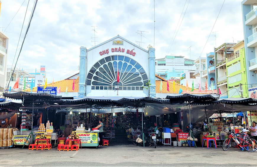 chợ châu đốc an giang - khu mua sắm đậm chất miền tây