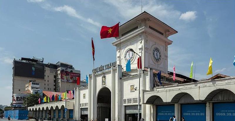 Chợ Bến Thành Quận 1 - Kiến trúc cổ trăm năm giữa lòng Sài Gòn