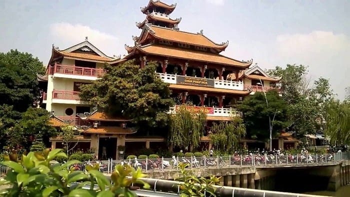 Kiến trúc độc đáo của chùa Pháp Hoa 